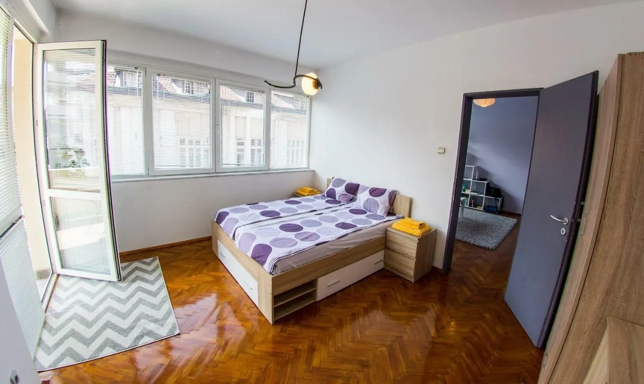 Center Sofia, Vitosha Boulevard Apartment